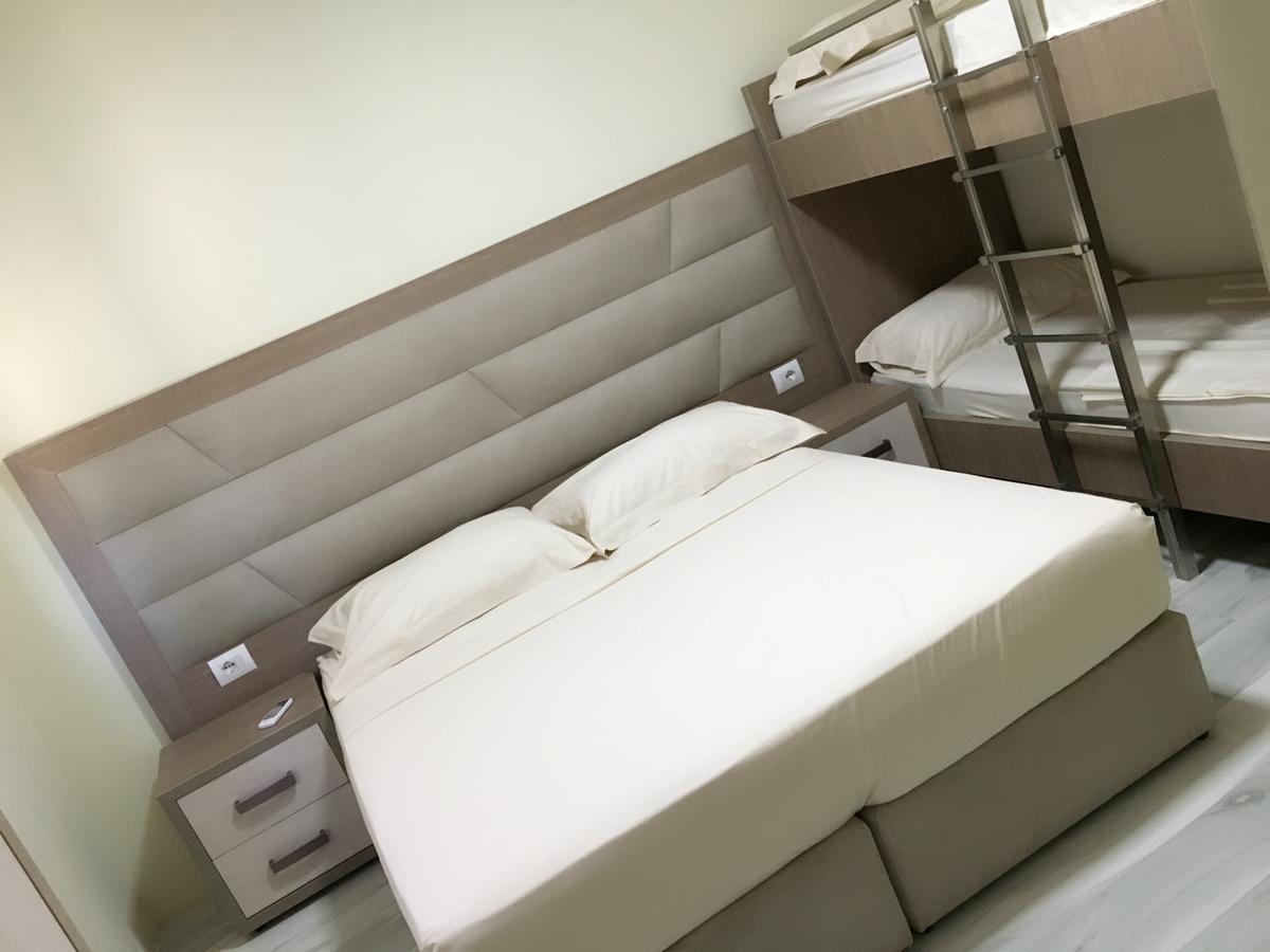 Airen Hotel Velipojë Zewnętrze zdjęcie