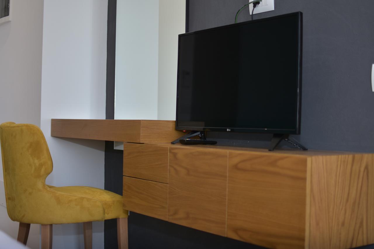 Airen Hotel Velipojë Zewnętrze zdjęcie